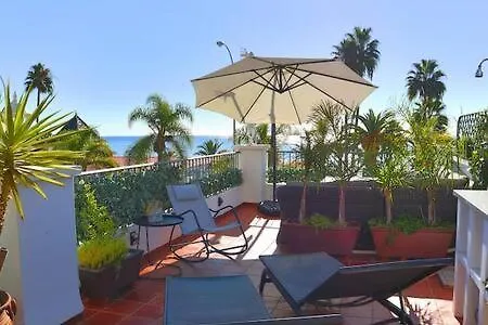 En Primera Linea De Playa