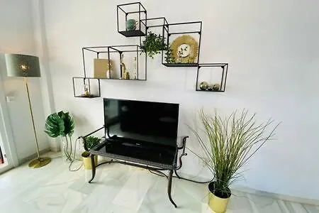 En Primera Linea De Playa Apartman Nerja